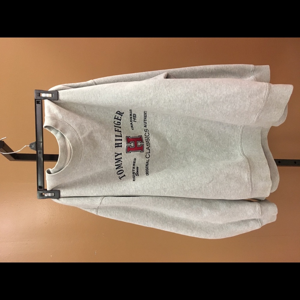 Vintage Tommy Hilfiger sweatshirt